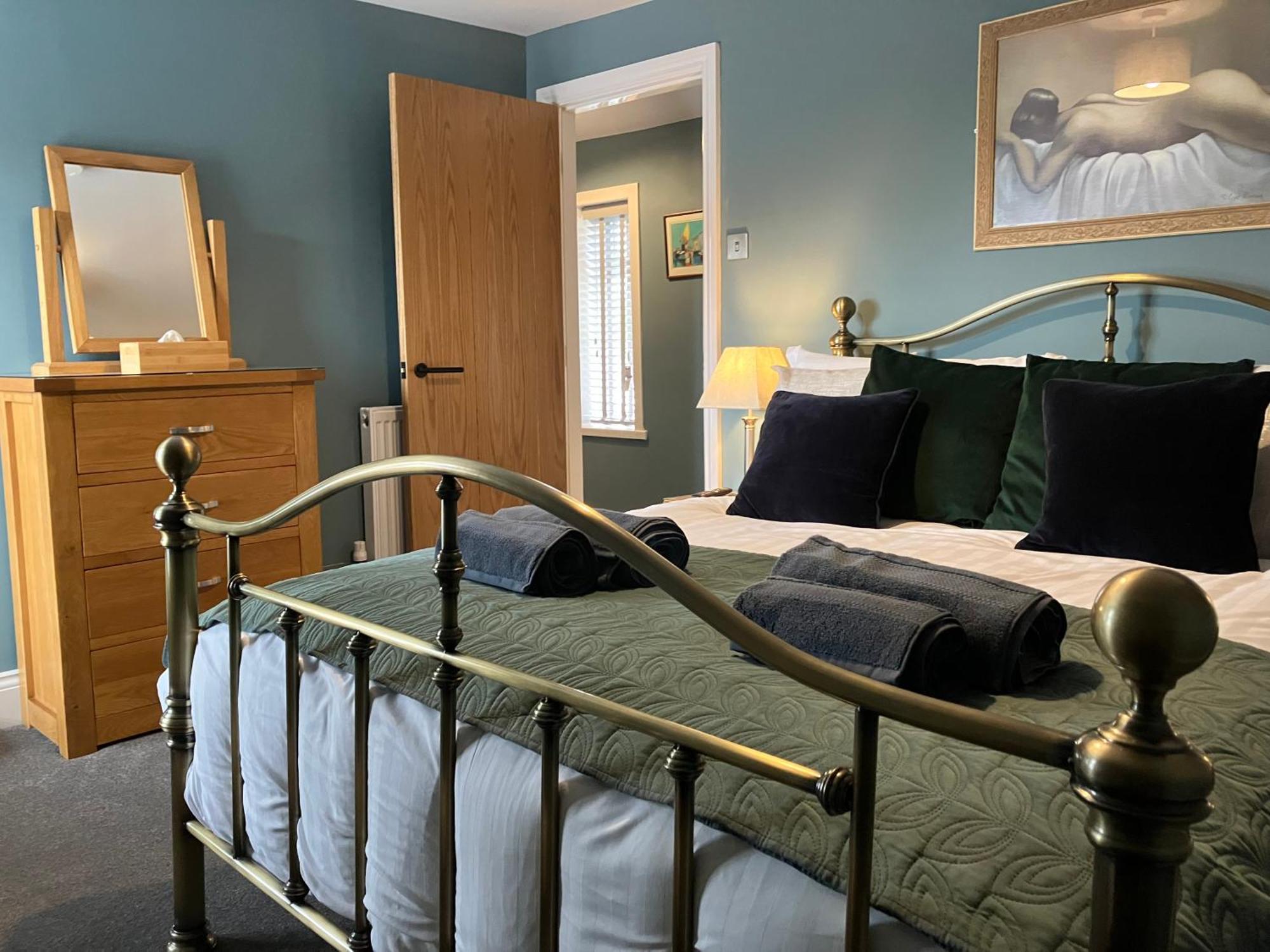 Stillwater Cottage, Leven Village, Beverley
